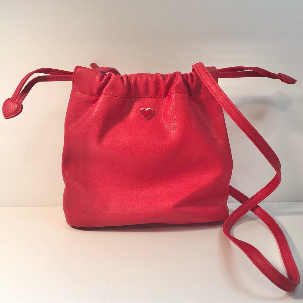 NWOT Lauren Conrad Red Heart Crossbody